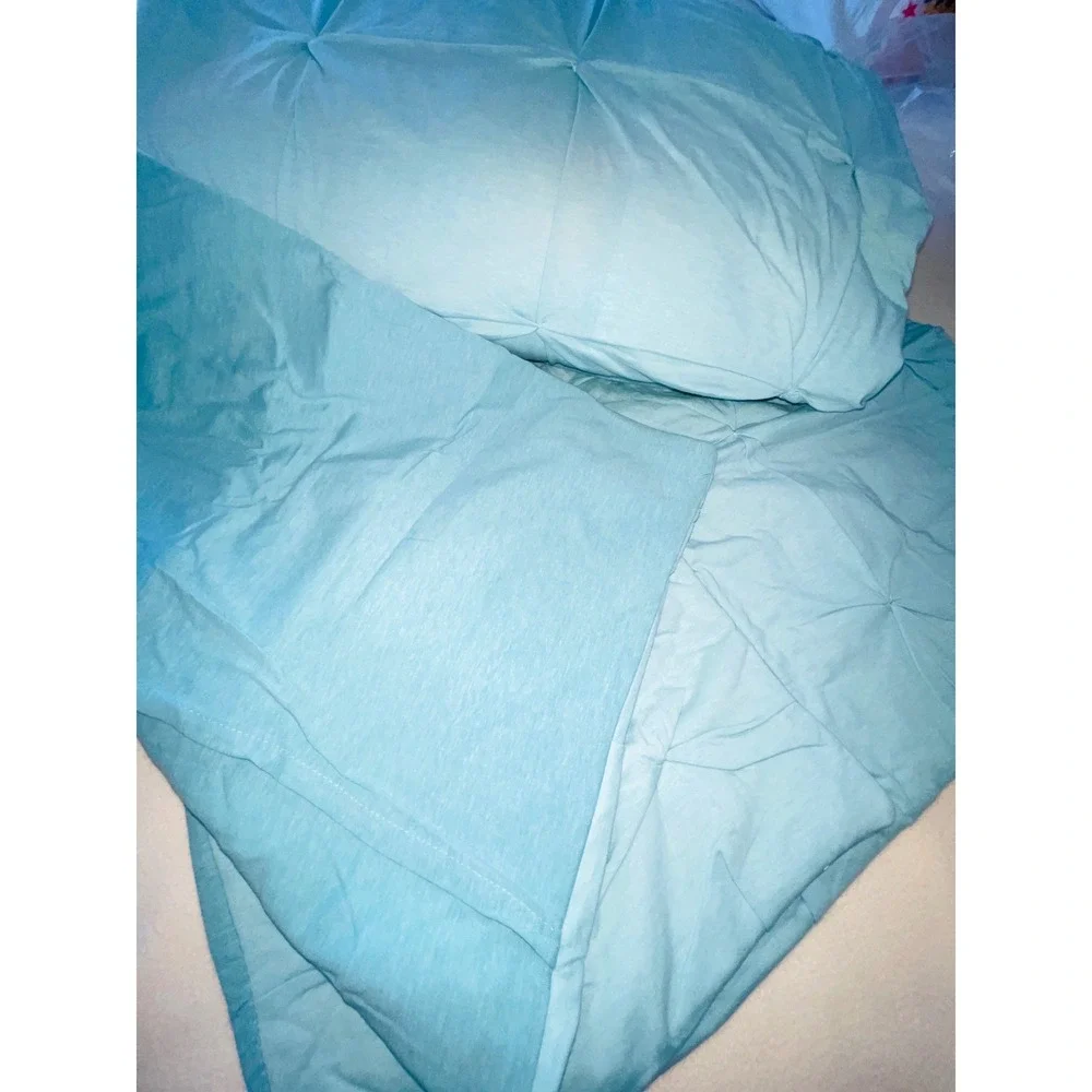 Room Essentials Pintuck Comforter Set Full Queen Aqua Mint 4 Pc W/2 Boho Pillows